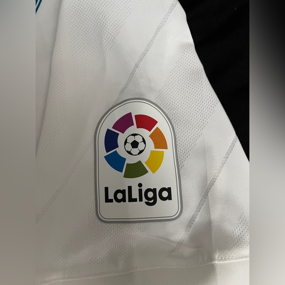 Ronaldo #7 2018 Real Madrid White Home Soccer Jersey Retro - Picture 5 of 6
